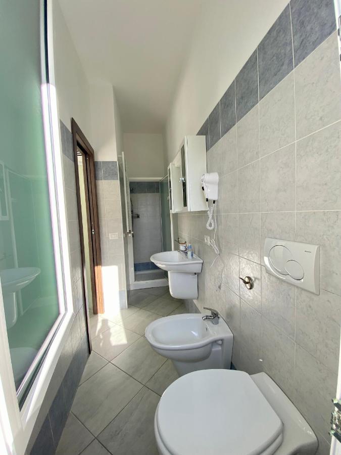 Tigrillo Bed&Breakfast Ольбія Екстер'єр фото